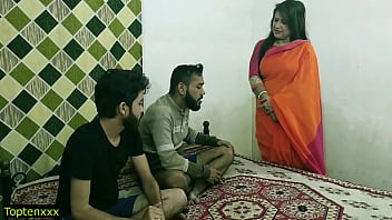 भारतीय गर्म त्रिगामी सेक्स! मल्किन आंटी और दो जवान लड़कों के साथ जंगली चुदाई! साफ हिंदी ऑडियो