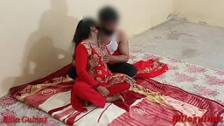 भारतीय नवविवाहिता पत्नी का पहली बार गुदा संभोग – उसके बॉयफ्रेंड ने चोदा गांड