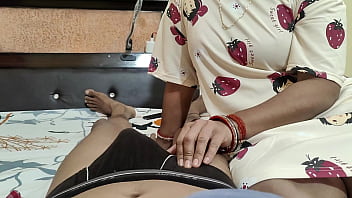 गर्म भारतीय जोड़े ने रात भर चोदाई की, देसी सेक्स का मज़ा लिया