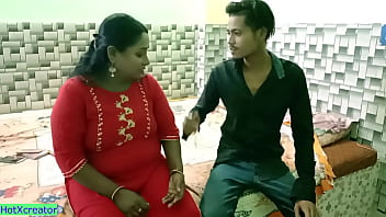 भारतीय गर्म-तवा जवान लड़का और उसकी सौतेली बहन का जंगली सेक्स! हिंदी में