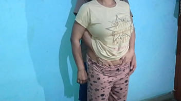 सेक्सी नौकरानी की गर्म चुदाई
