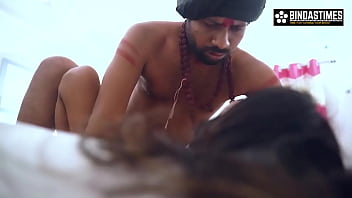 गर्म देशी बीवी को बच्चे के लिए बाबा ने चोदा – हिंदी ऑडियो