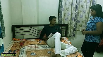भारतीय तमिल युवा मालकिन नयी सेक्सी अविवाहित लड़की को रेस्ट हाउस में चोद रही है!! साफ हिंदी ऑडियो.. वेबसीरीज पार्ट 1