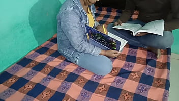 गुरु ने छात्रा को पहली बार चोदा – हॉट हिंदी ऑडियो