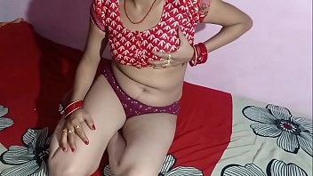 किराएदार ने मालकिन को इतना चोदा कि उसकी चूत से पानी की धारा बह निकली
