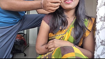 देसी भाभी की साड़ी उठाकर लौंडे ने चोद दिया