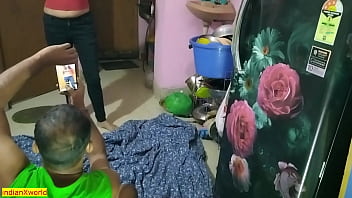 भारतीय नई मॉडल को फिल्म डायरेक्टर ने चोदा! हॉट मॉडल के साथ सेक्स सीन