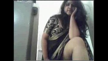 भारतीय आंटी का सेक्सी अंदाज़