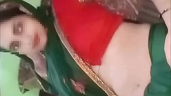 नई नवेली दुल्हन की कुर्सी पर चुदाई, हिंदी सेक्स वीडियो