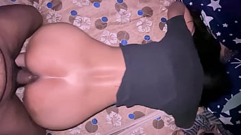 मालिक ने भारतीय नौकरानी की चूत मारी