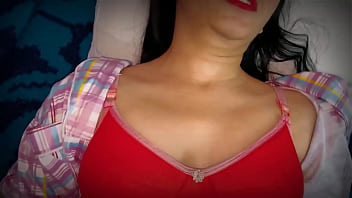 डॉक्टर ने मेरी चिकनी चूत और टाइट गांड को धीरे-धीरे चोदा, आवाज़ साफ सुनाई दे रही थी