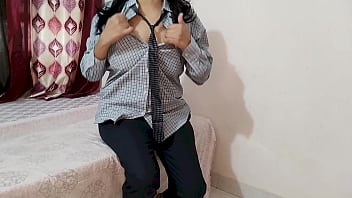 मासूम स्कूल गर्ल ने अच्छे नंबरों के लिए प्रिंसिपल सर के घर जाकर अपनी देह दी