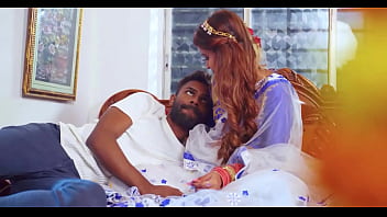 भोली भाली नववधू की पहली शादी की रात का अनुभव – पति के साथ पहला संबंध