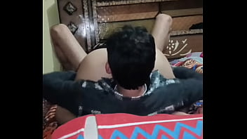 भारतीय कुंवारी लड़की को उसके बॉयफ्रेंड ने जमकर चोदा