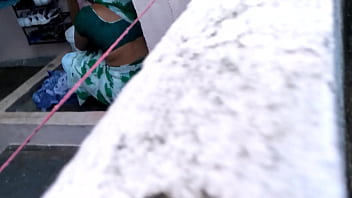 मिथ्रि आंटी की देसी भारतीय चाल