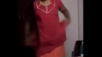 गर्म तमिल लड़कियाँ