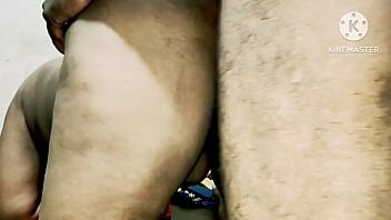 पड़ोस के लड़के को चोदती हुई भाभी