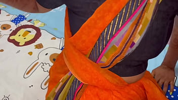 मल्लू भाभी ने कंडोम पहनकर करवाई चुदाई