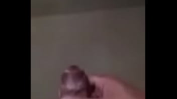 देसी लड़कियों पर उड़ता हुआ वीर्य