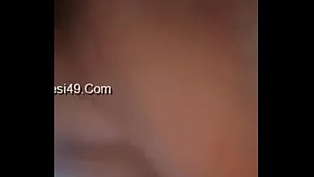 गर्म भारतीय बीवी का सेक्सी अंदाज