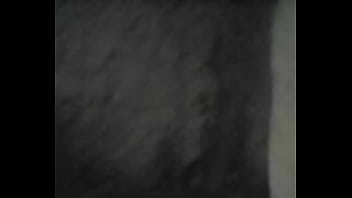 गर्म देसी भाभी नहाते हुए