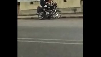 नवसारी की कालियावाडी सड़क पर जनता का उत्तेजक नज़ारा