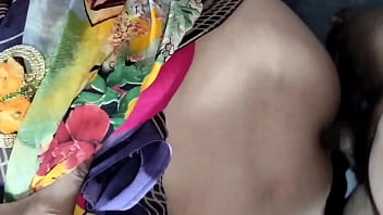 गाँव की गलियों में देसी मज़ा