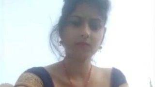 Open Blouse Kudi Masturbating