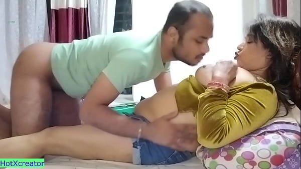 देसी नया नया सीख रही प्रिया भाभी का जबरदस्त हार्डकोर सेक्स