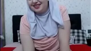 Bangladeshi Naked Milf Masturbates On An Adult Webcam