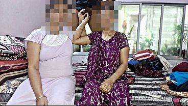 बंगाली भाभियों का पहला अनुभव: ज़ोमैटो डिलीवरी बॉय के साथ रात का रोमांचक थ्रीसम