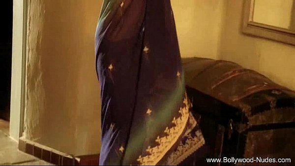 बॉलीवुड की मस्तानी हसीना, मुस्कुराते ही जादू छा जाता है