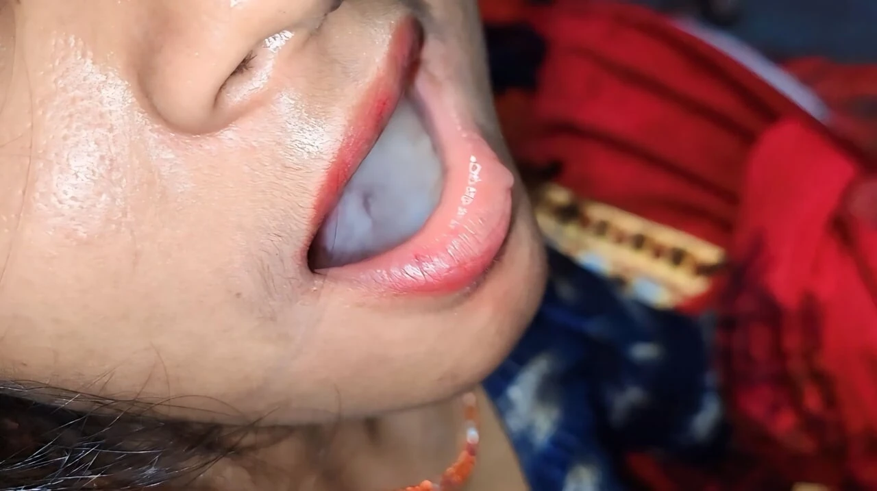 Desi Bhabhi’s Boyfriend Cums For The First Time In Hindi Audio