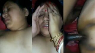 रात के अँधेरे में नंगी बीवी की चुपके से चुदाई