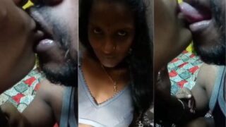 शादीशुदा प्रेमिका की जीभ चाटता है उसका यार, तेलुगू सेक्स में