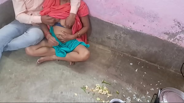 ऊटी में चेन्नई की देसी लड़की का मजेदार सेक्स