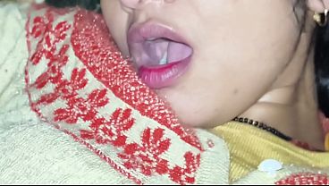 भारतीय गर्म लड़की को उसके बॉयफ्रेंड ने चोदा