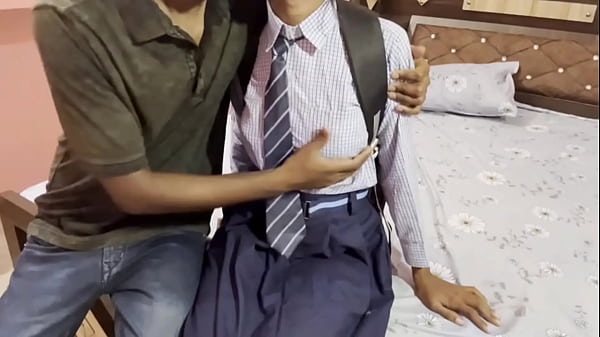 देसी कॉलेज लड़की का जबरदस्त चुदाई का मजा अपने बॉयफ्रेंड के साथ (हिंदी आवाज़)