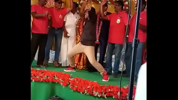 भारतीय गरम मसालेदार आंटी