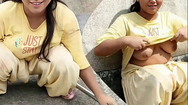 जवान भाभी के साथ छत पर जंगी चुदाई, गांव की देसी लड़की का बाहर खुले में हिंदी सेक्स वीडियो