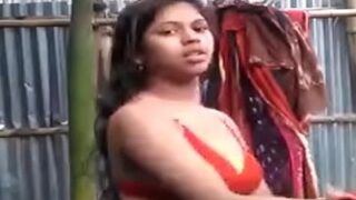 बंगाली लड़की अपने प्रेमी के लिए सेक्स एमएमएस रिकॉर्ड करती है