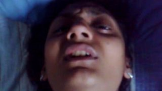 बेंगलुरु की मोहिनी का बीएफ के साथ दर्द भरा जोरदार सेक्स
