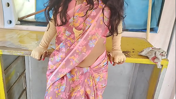 कामवाली बाई का मकान मालिक से गंदा देसी चोदाई का खेल