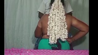 देसी तमिल गरम गृहिणी की चुदाई
