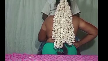 देसी तमिल गरम गृहिणी की चुदाई