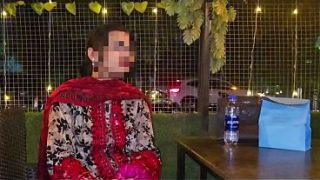 कॉलेज की गर्लफ्रेंड को खाना खिलाकर घर लाकर जोरदार चोदा, बड़ा गोल मटका, हिंदी में गंदी बातें