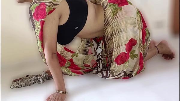 हॉट इंडियन कामवाली मालिक के बेटे के बड़े लण्ड से रसीली चुदाई का हिंदी ऑडियो