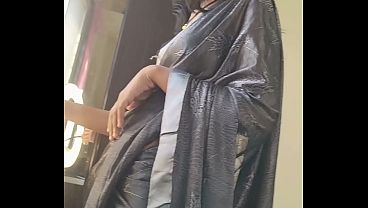 शिवानी भाभी का पति के दोस्त के साथ जोरदार चुदाई